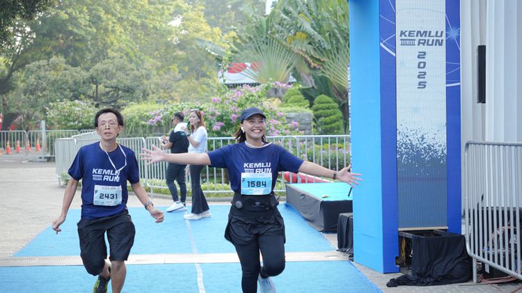 Race photo from KEMLU RUN 2025