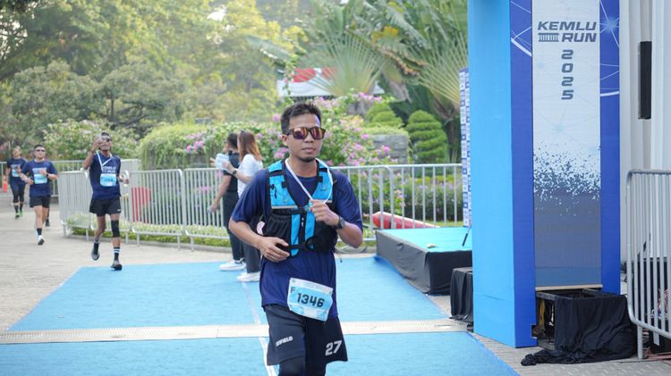 Race photo from KEMLU RUN 2025