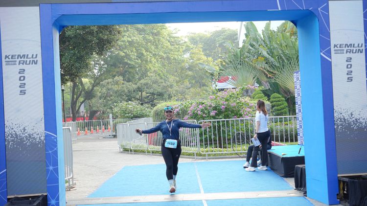 Race photo from KEMLU RUN 2025