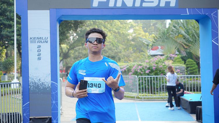 Race photo from KEMLU RUN 2025