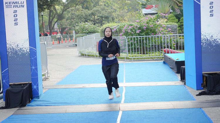 Race photo from KEMLU RUN 2025