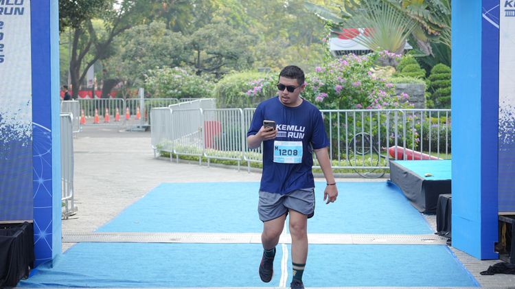Race photo from KEMLU RUN 2025