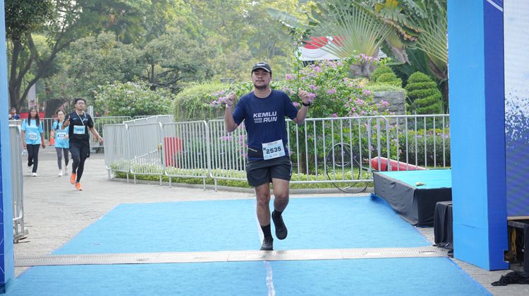 Race photo from KEMLU RUN 2025