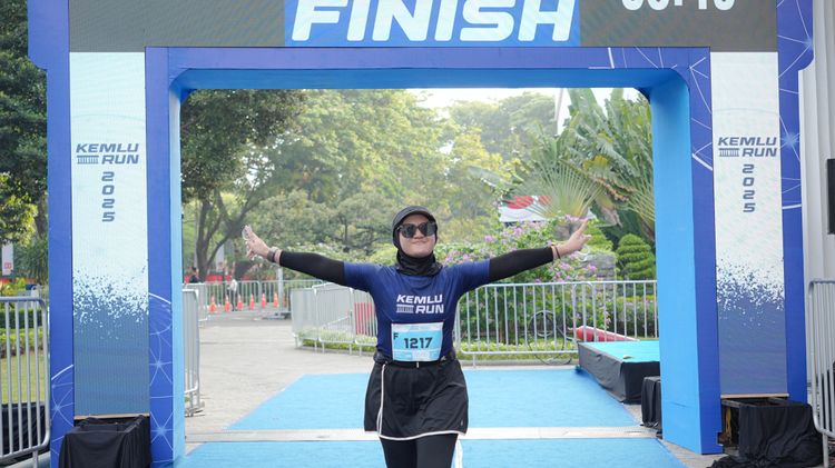 Race photo from KEMLU RUN 2025