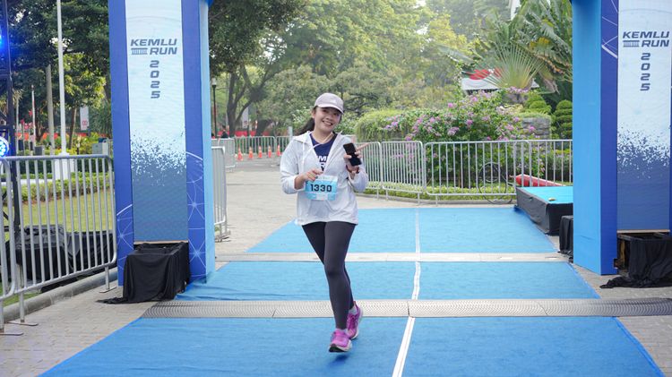 Race photo from KEMLU RUN 2025