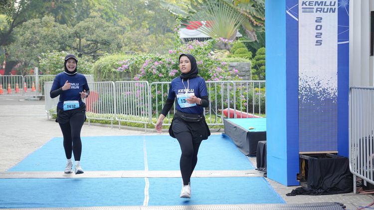 Race photo from KEMLU RUN 2025