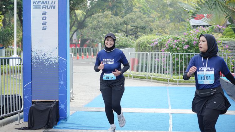 Race photo from KEMLU RUN 2025