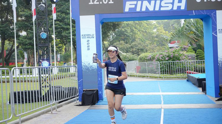 Race photo from KEMLU RUN 2025