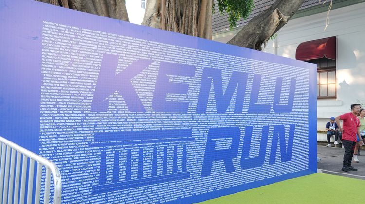 Race photo from KEMLU RUN 2025