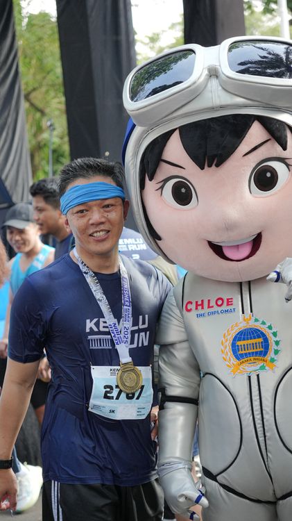 Race photo from KEMLU RUN 2025