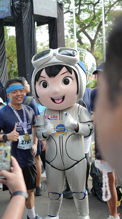 Race photo from KEMLU RUN 2025