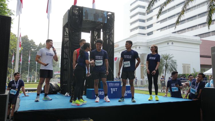 Race photo from KEMLU RUN 2025