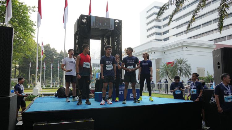 Race photo from KEMLU RUN 2025