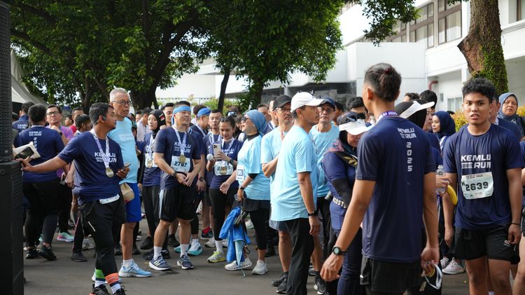 Race photo from KEMLU RUN 2025