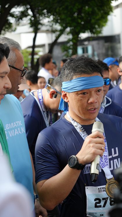 Race photo from KEMLU RUN 2025