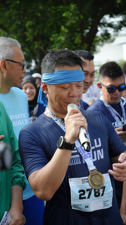 Race photo from KEMLU RUN 2025