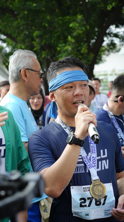 Race photo from KEMLU RUN 2025