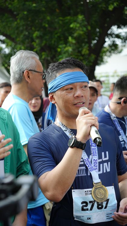 Race photo from KEMLU RUN 2025