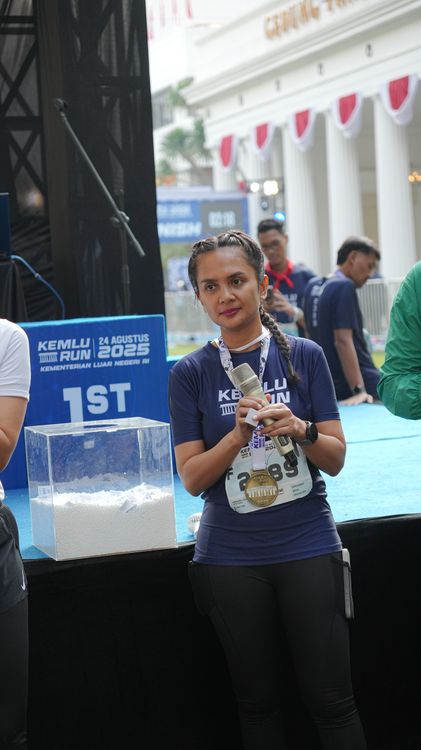 Race photo from KEMLU RUN 2025