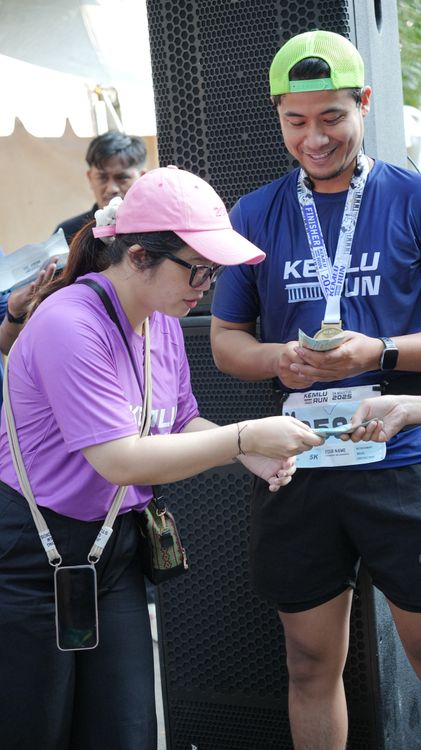 Race photo from KEMLU RUN 2025
