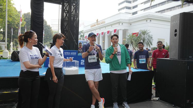 Race photo from KEMLU RUN 2025