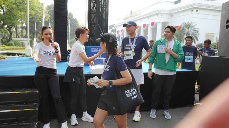Race photo from KEMLU RUN 2025