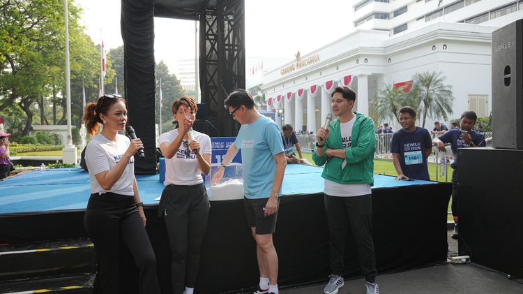Race photo from KEMLU RUN 2025