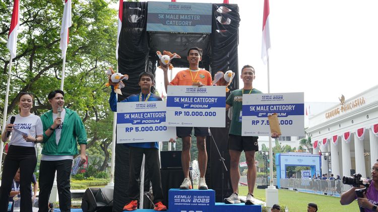 Race photo from KEMLU RUN 2025