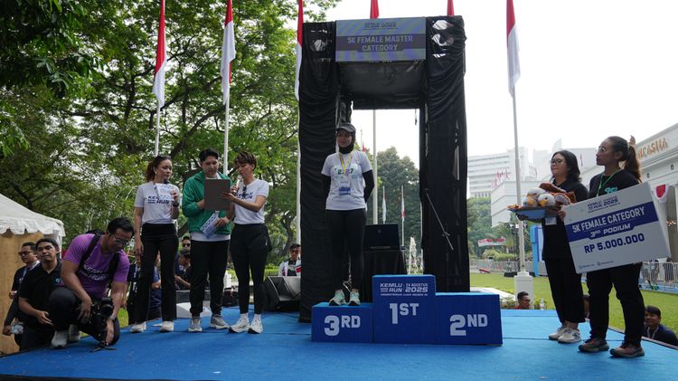 Race photo from KEMLU RUN 2025