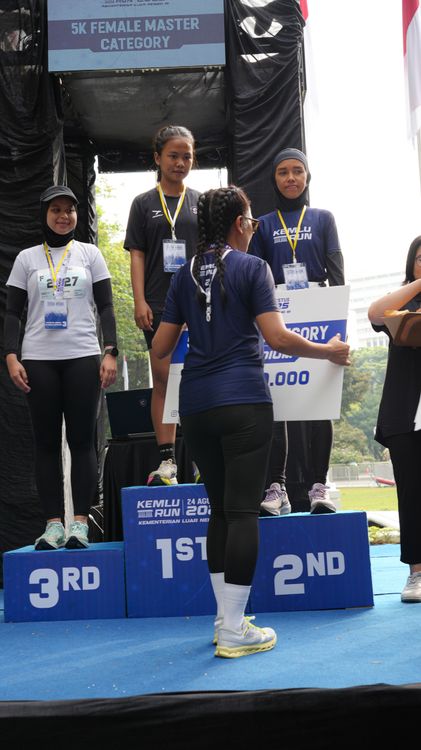 Race photo from KEMLU RUN 2025