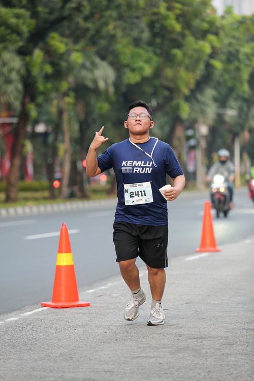 Race photo from KEMLU RUN 2025