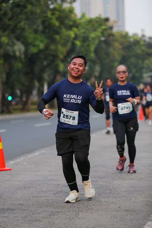 Race photo from KEMLU RUN 2025