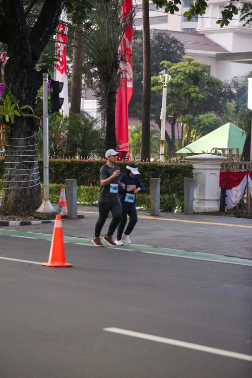 Race photo from KEMLU RUN 2025