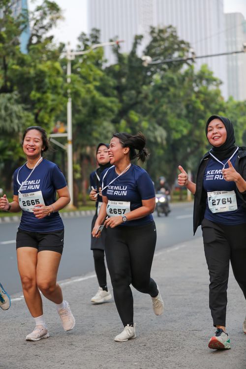 Race photo from KEMLU RUN 2025