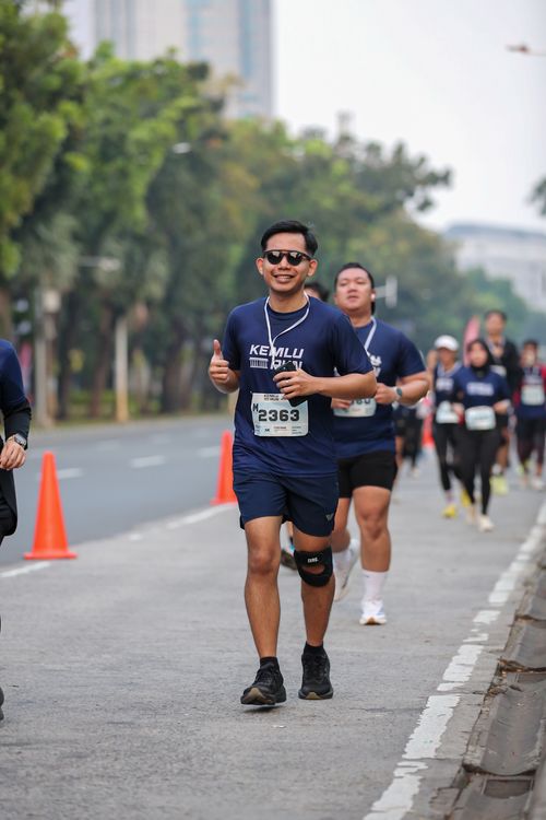 Race photo from KEMLU RUN 2025
