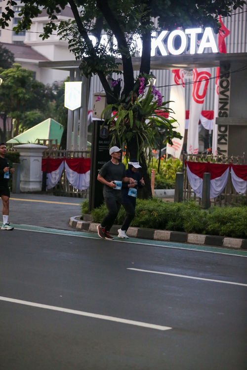 Race photo from KEMLU RUN 2025