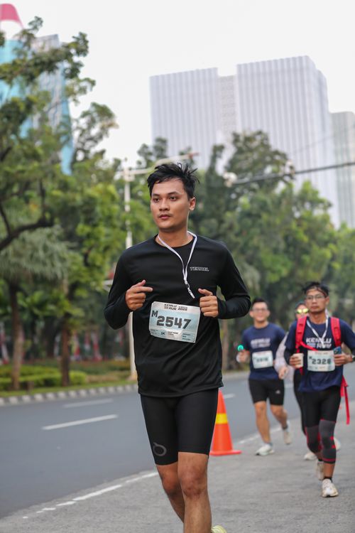 Race photo from KEMLU RUN 2025