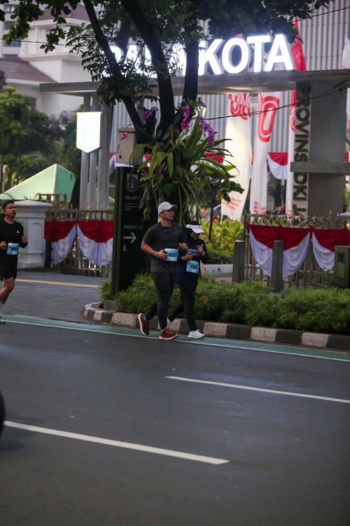 Race photo from KEMLU RUN 2025