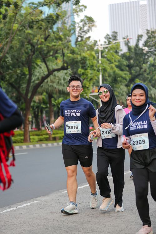 Race photo from KEMLU RUN 2025