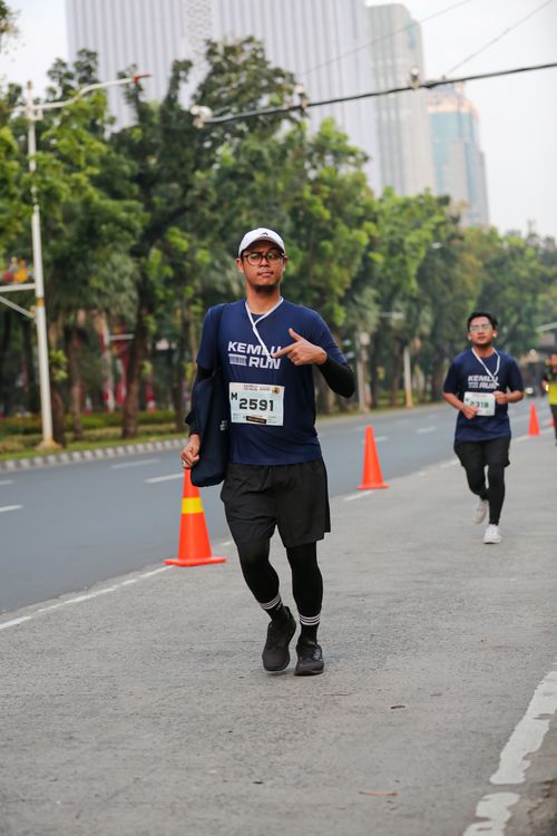 Race photo from KEMLU RUN 2025