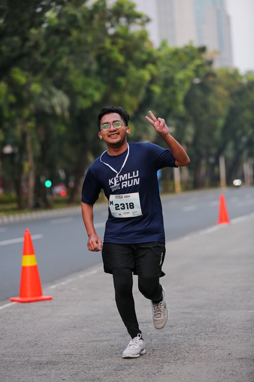 Race photo from KEMLU RUN 2025