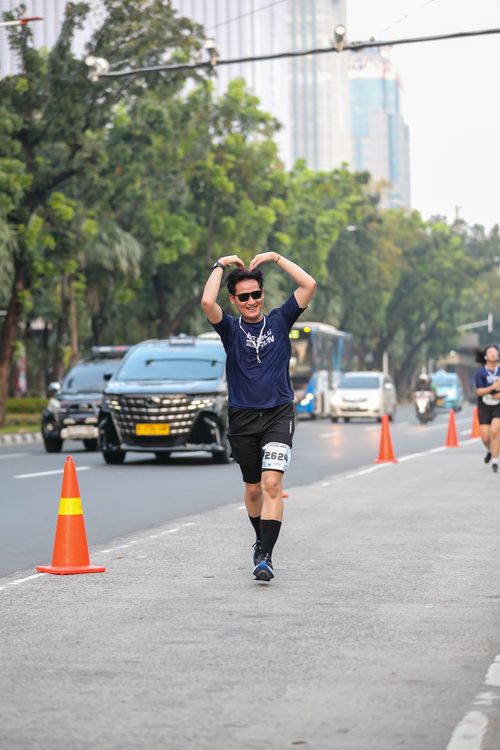 Race photo from KEMLU RUN 2025