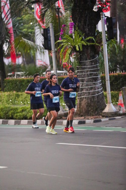 Race photo from KEMLU RUN 2025