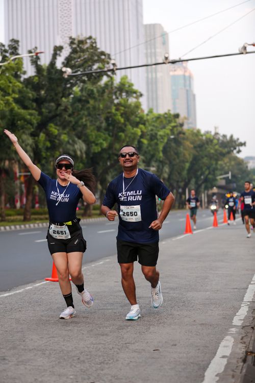 Race photo from KEMLU RUN 2025