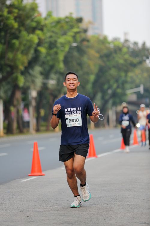Race photo from KEMLU RUN 2025