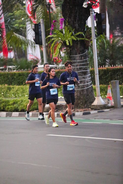 Race photo from KEMLU RUN 2025