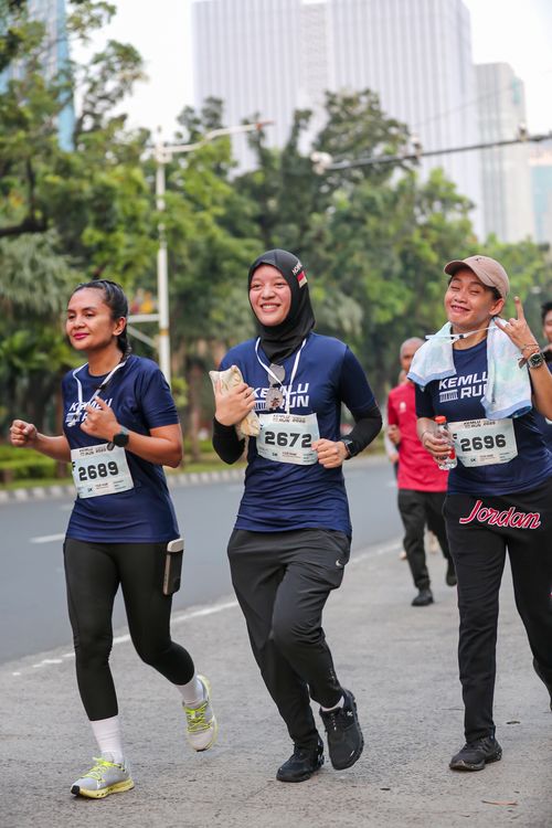 Race photo from KEMLU RUN 2025