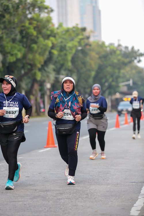 Race photo from KEMLU RUN 2025
