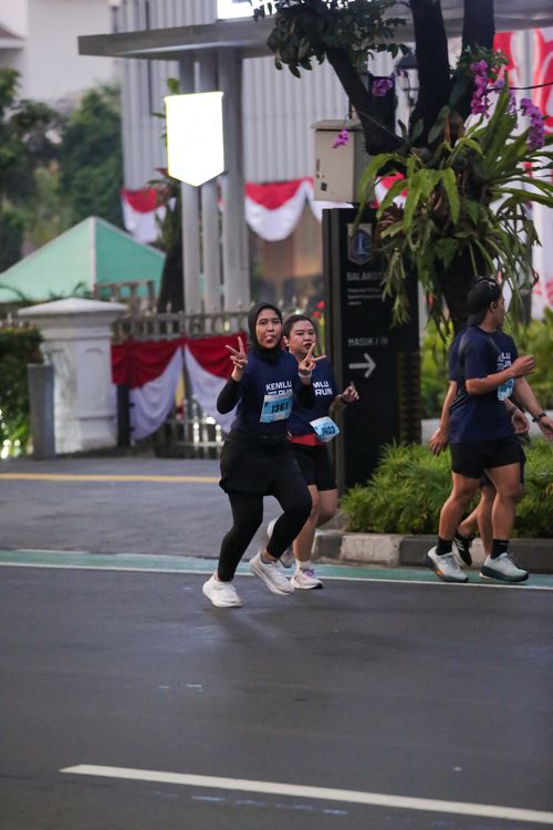 Race photo from KEMLU RUN 2025