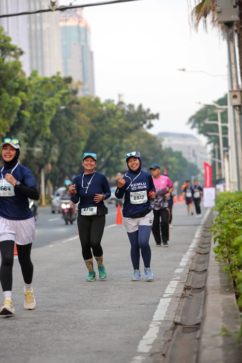 Race photo from KEMLU RUN 2025